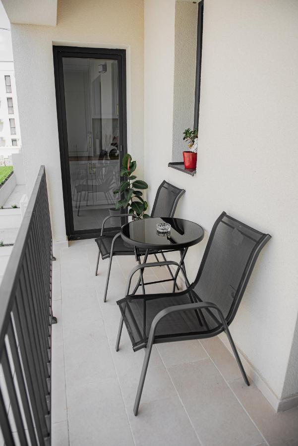 Modern Apartment In Тимишоара Екстериор снимка