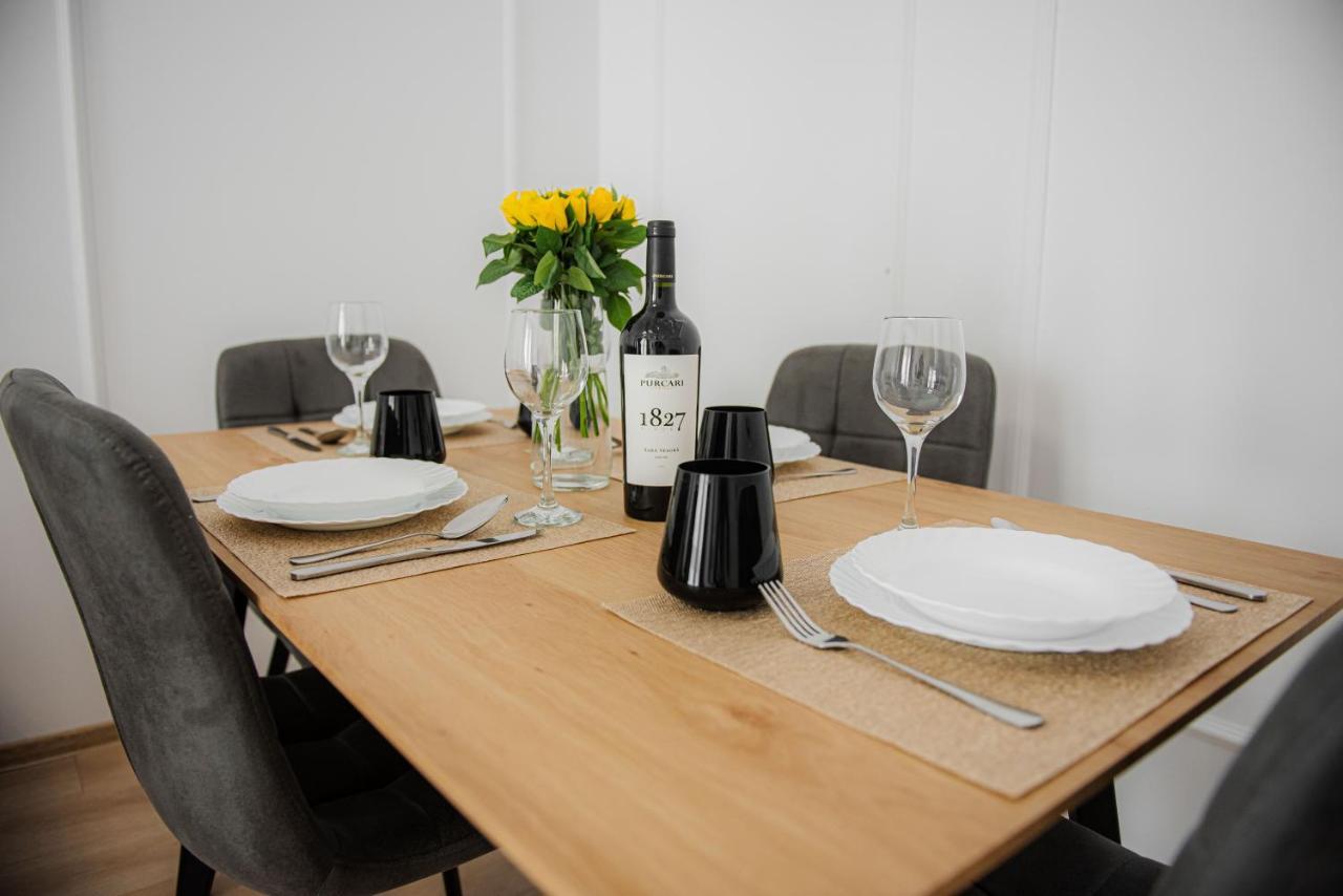 Modern Apartment In Тимишоара Екстериор снимка