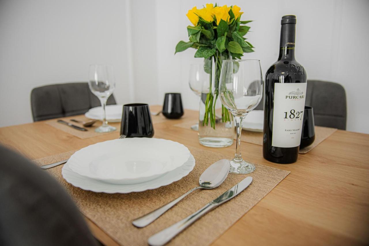 Modern Apartment In Тимишоара Екстериор снимка