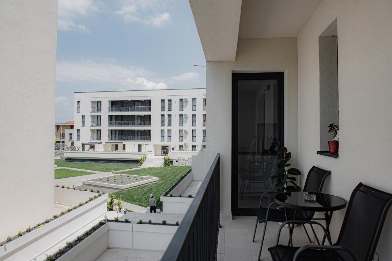 Modern Apartment In Тимишоара Екстериор снимка