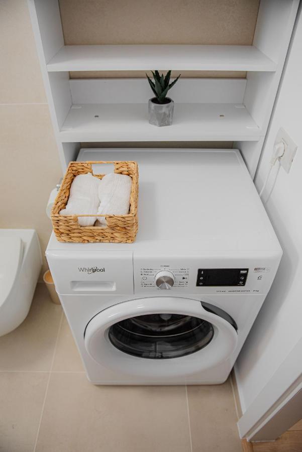 Modern Apartment In Тимишоара Екстериор снимка