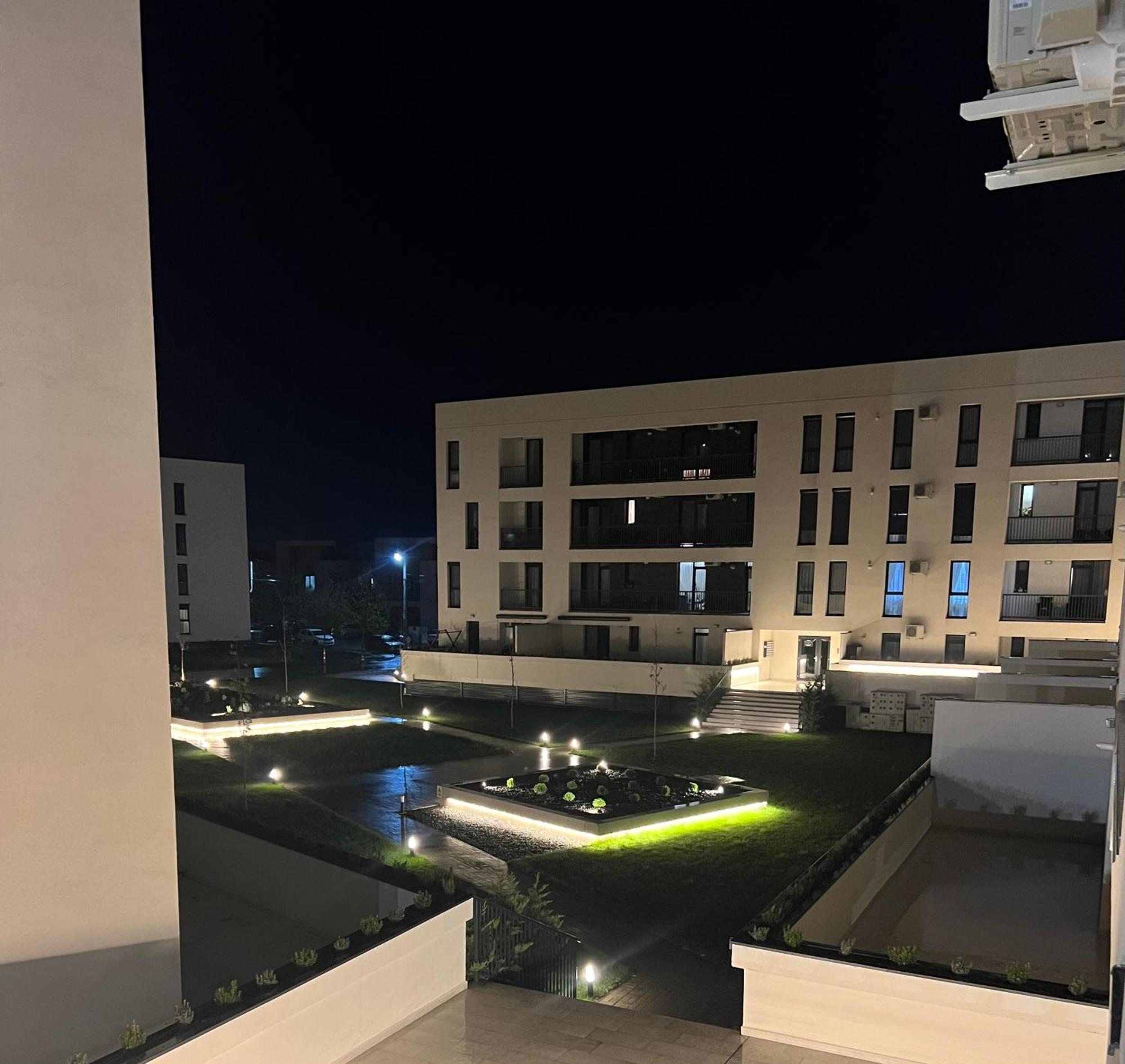 Modern Apartment In Тимишоара Екстериор снимка