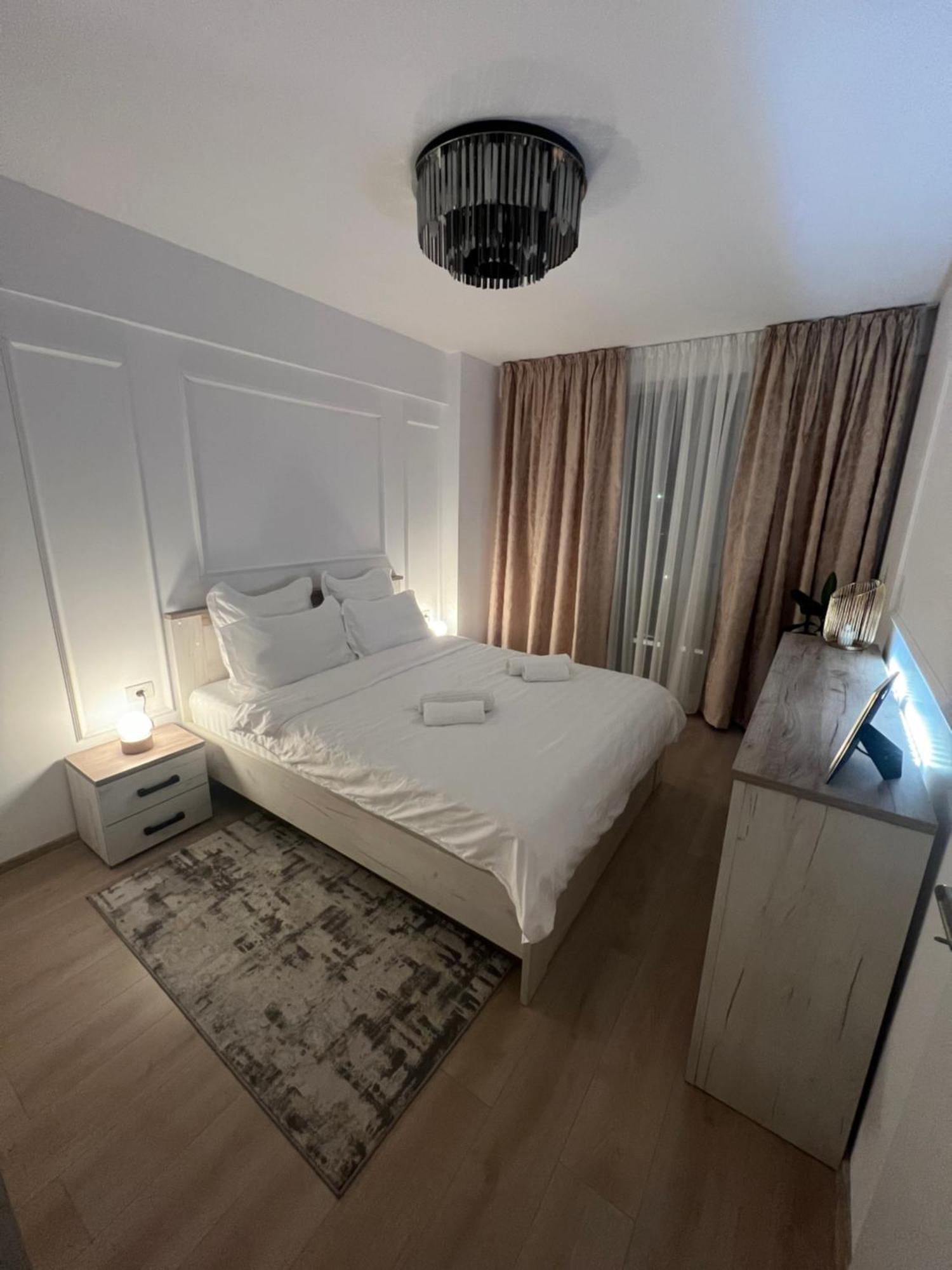 Modern Apartment In Тимишоара Екстериор снимка